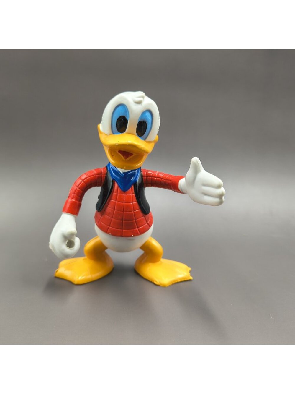 Vintage Disney Donald Duck 4" Bendable PVC Figure Arco Toy Western Cowboy